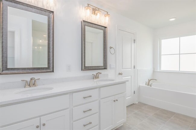 Building Photo - 9300 Charley Ln