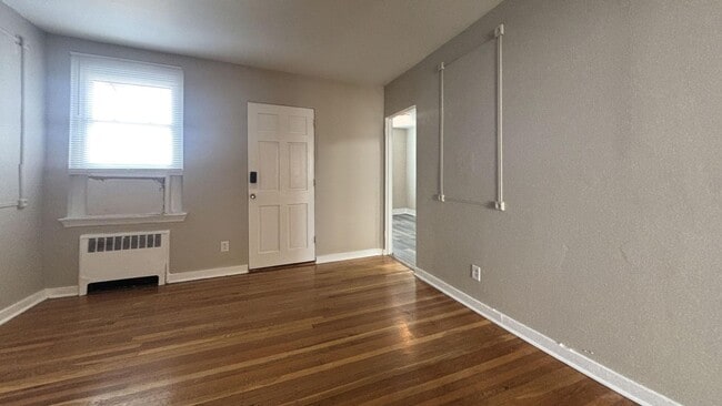 Building Photo - 6840 Marshall Rd