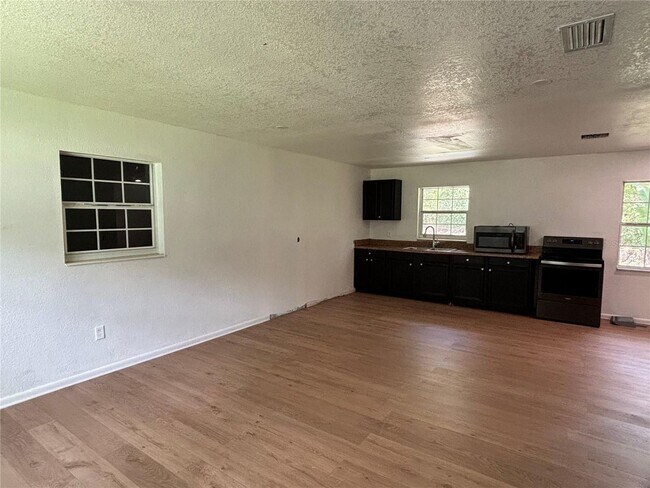 Building Photo - 205 S Chandler Ave