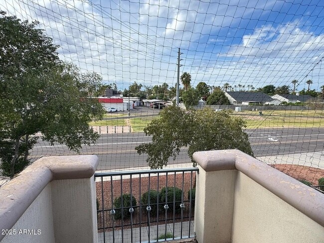 Building Photo - 2909 N 48th St