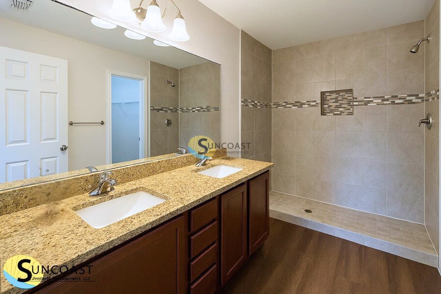 Building Photo - 4522 Glendas Meadow Dr