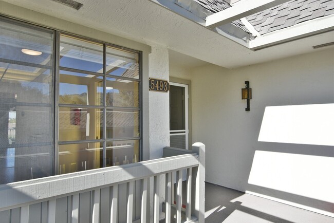 Building Photo - Sharp, Bright and Tranquil 2 Bedroom 2 Bath Condo in the Villages Community!