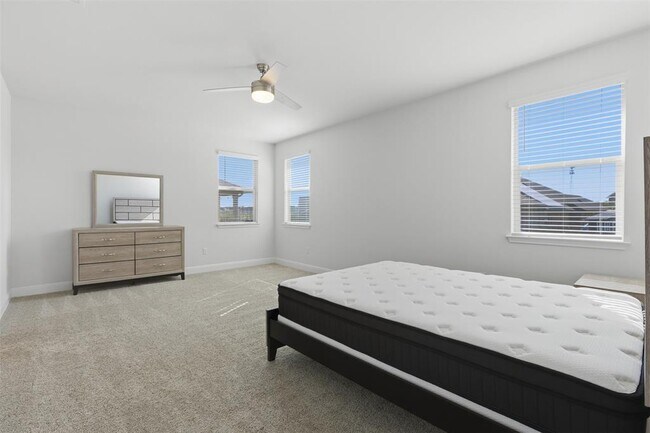 Building Photo - 17828 Bassano Ave