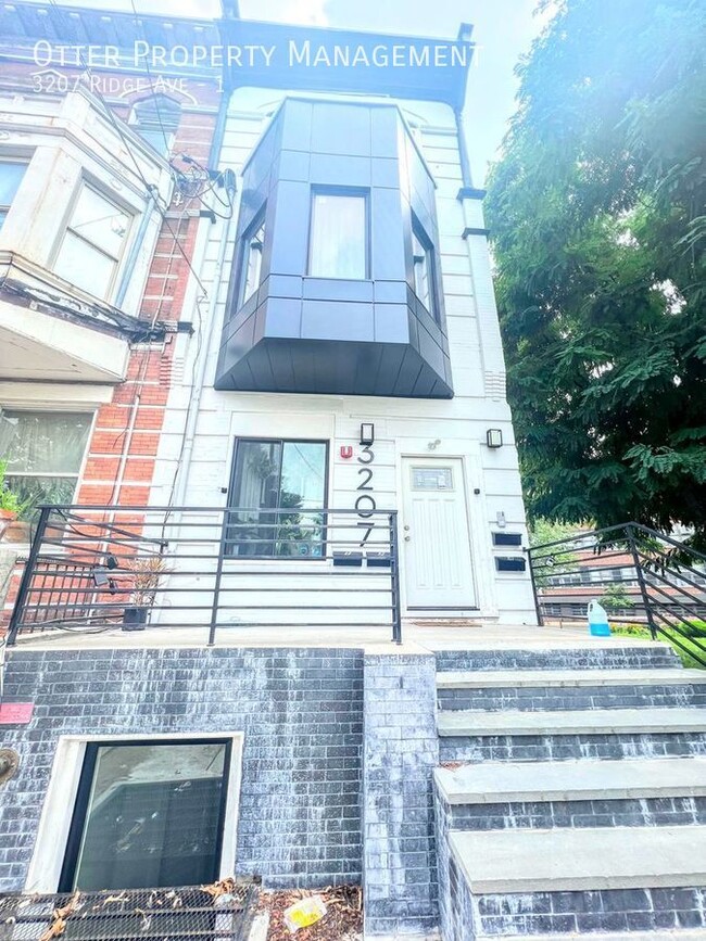 Building Photo - 3207 Ridge Ave
