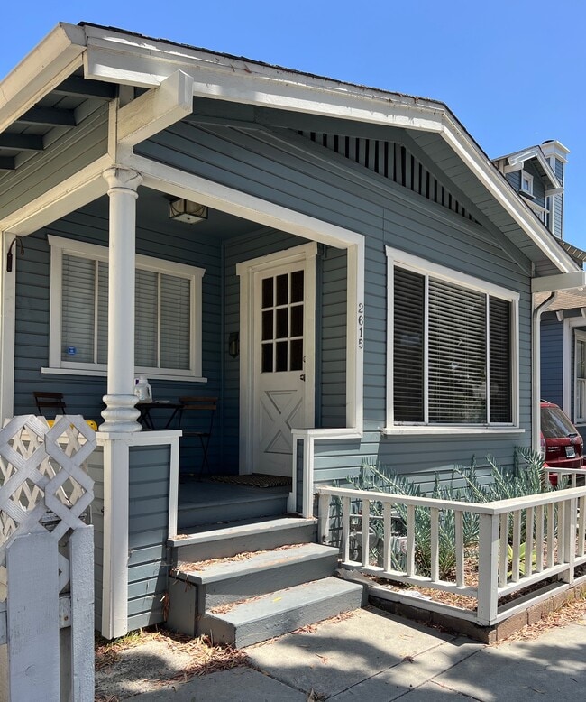 Building Photo - 2615 5th St