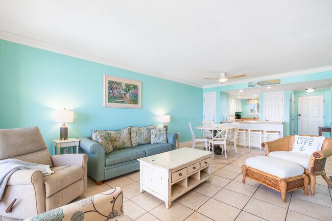 Building Photo - 615 W Beach Blvd