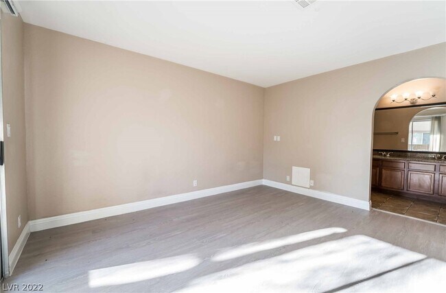 Building Photo - 1804 N Decatur Blvd