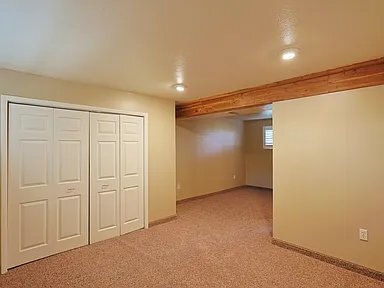 Building Photo - 132 S Larkin Ln