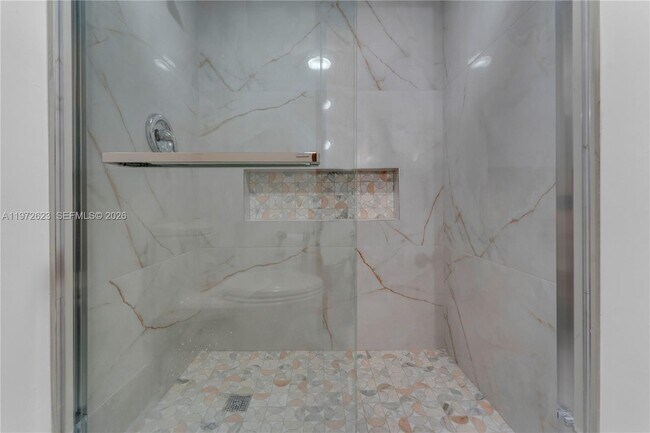 Building Photo - 15305 SW 74th Ct