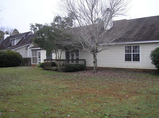 Building Photo - 414 Saddlebrooke Rd