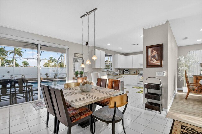 Building Photo - 18280 Coral Isles Dr