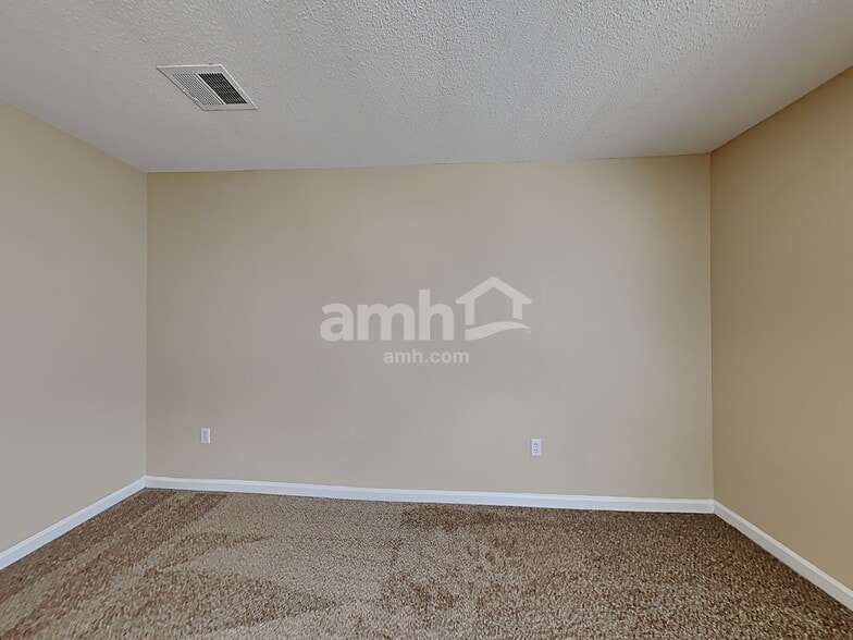 Building Photo - 5331 Kristy Ln