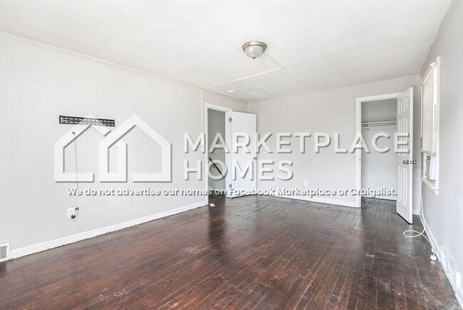 Building Photo - 10327 McKinney St