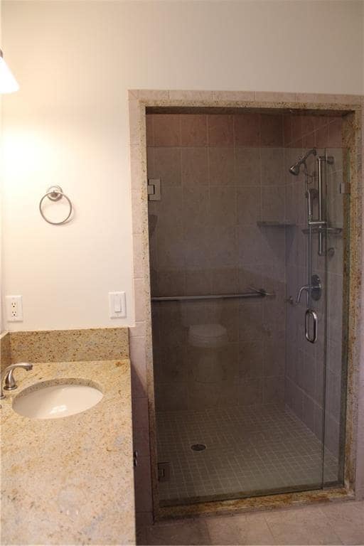 Building Photo - 5 Kristin Ct