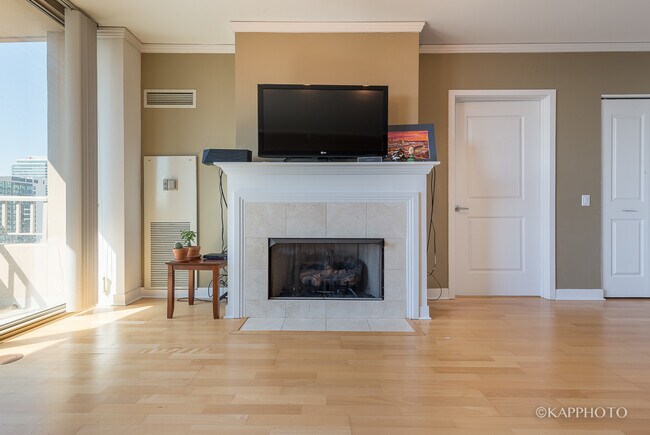 Building Photo - 200 N Jefferson St