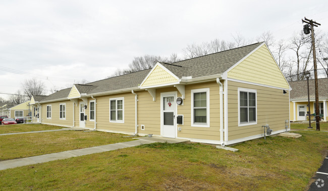 Building Photo - Pulaski Homes