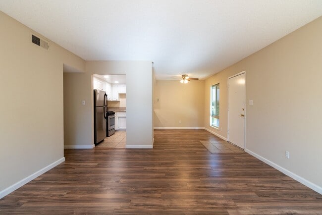 Interior Photo - Marconi Gardens