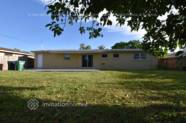 Building Photo - 10980 SW 176th St