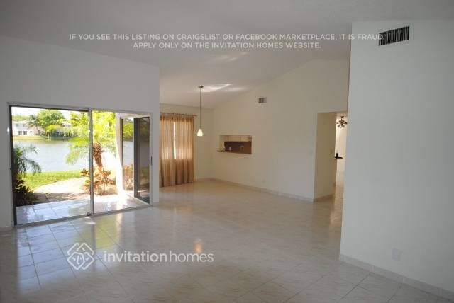 Building Photo - 889 NW 97th Ave