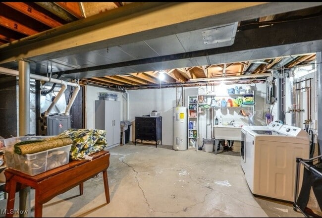 Building Photo - 5589 Rainier Ct