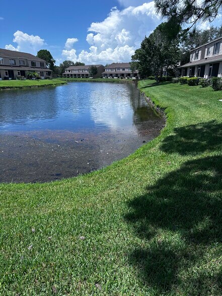 Building Photo - 6211 Bayside Key Dr