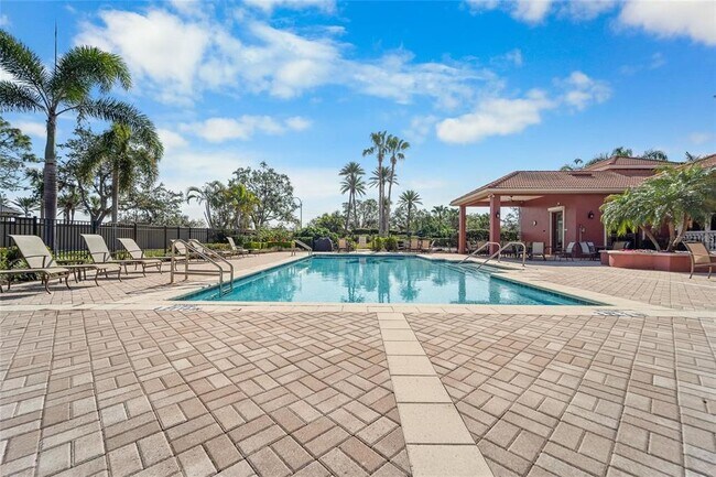 Building Photo - 5175 Cantabria Crest
