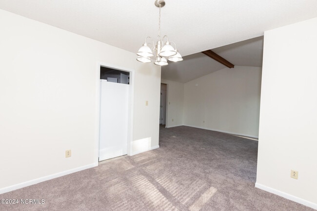 Building Photo - 111 Cherrywood Ct