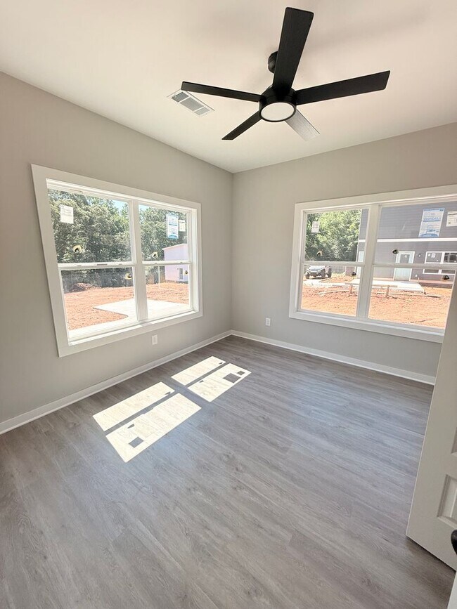 Building Photo - Brand-New Construction | 4 Bed / 3 Bath