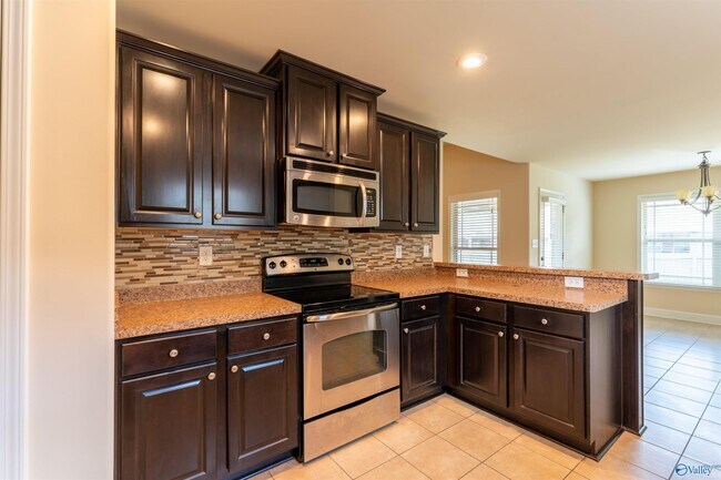 Building Photo - 115 Fields Pond Dr