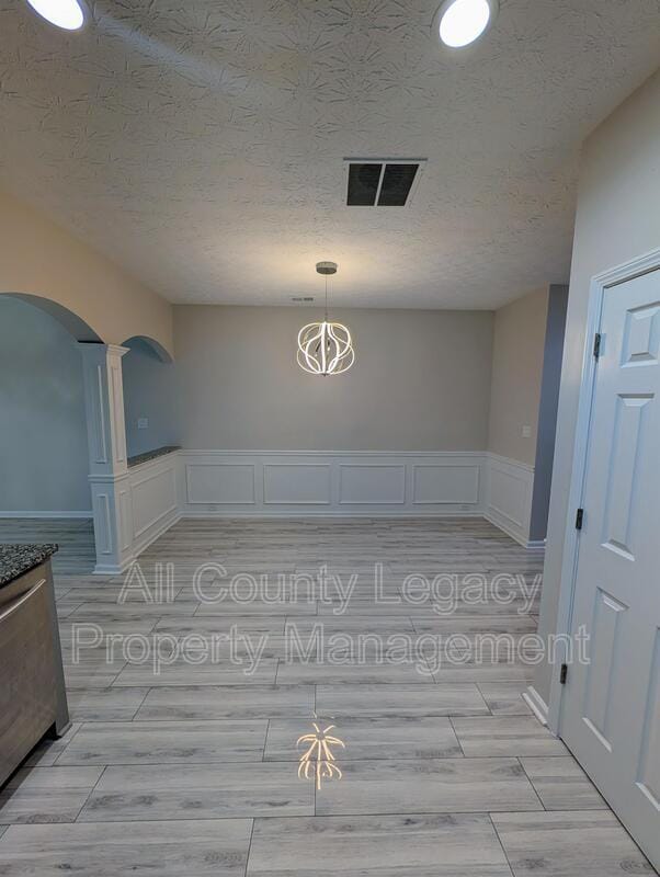 Building Photo - 2537 Emma Way NW