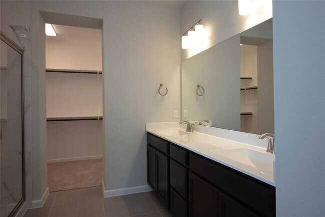 Building Photo - 105 Stone Fork Ln