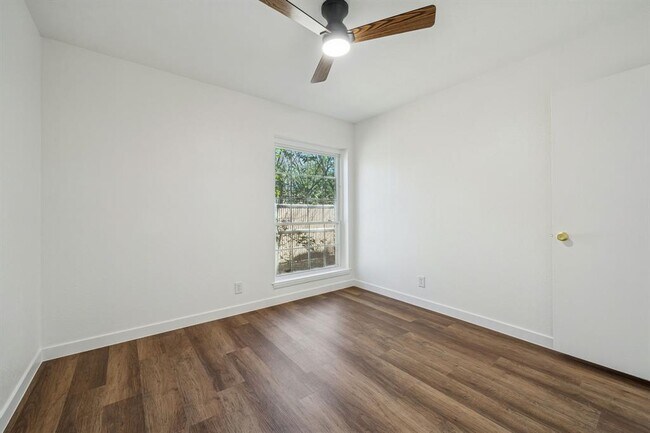 Building Photo - 7801 Shoal Creek Blvd
