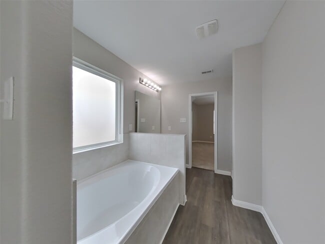 Building Photo - 17530 Greystanes Rd