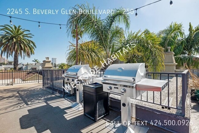 Building Photo - 2245 S Beverly Glen Blvd
