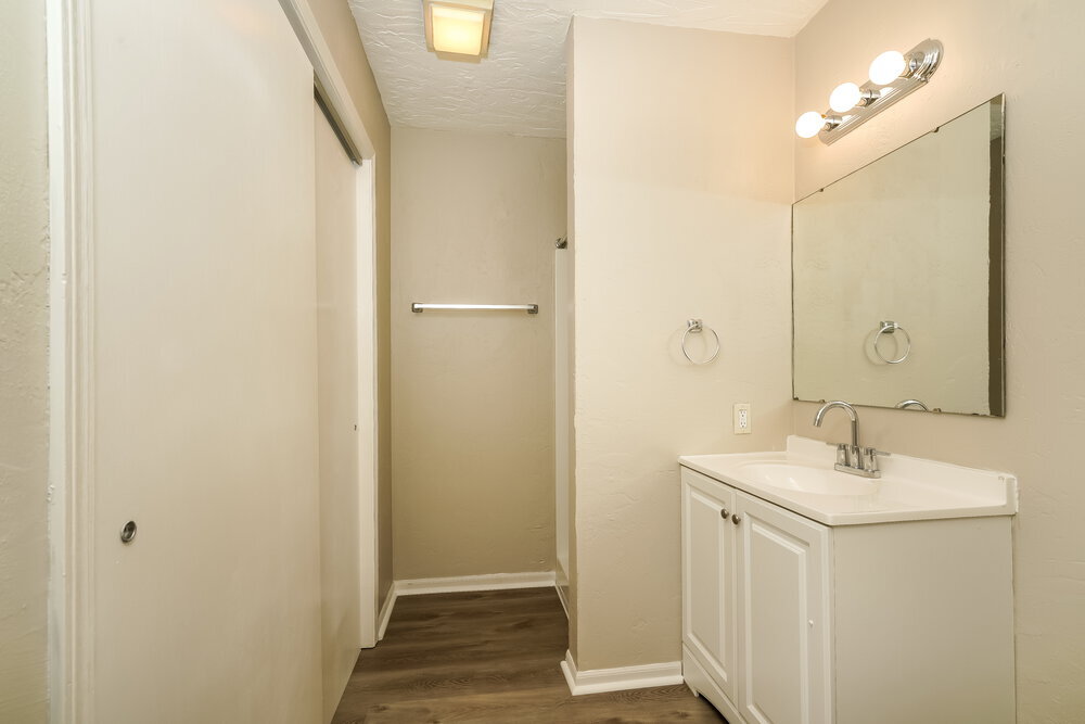 Building Photo - 1150 Mopac Ct