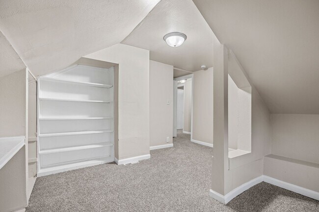 Building Photo - 111 N 15th St