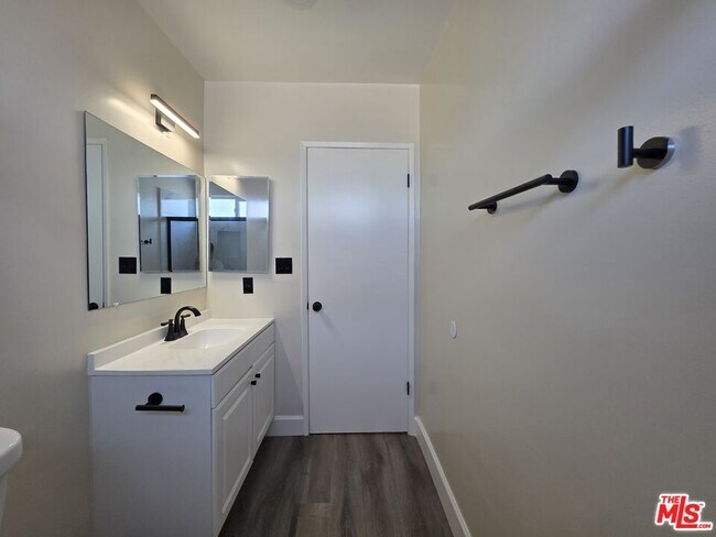 Building Photo - 2228 20th St