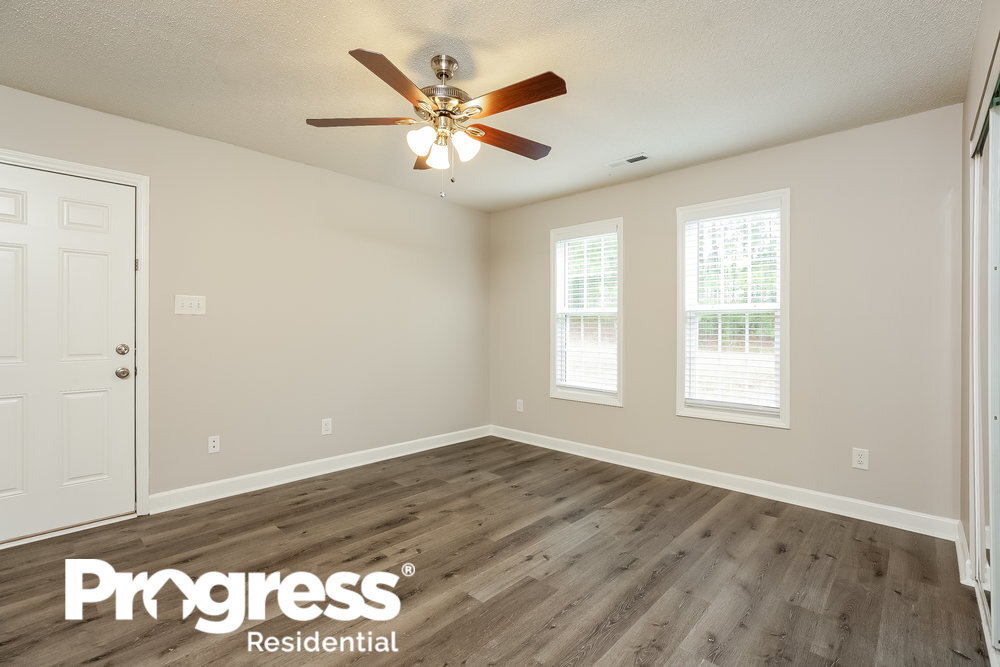 Building Photo - 5640 Tealbrook Dr