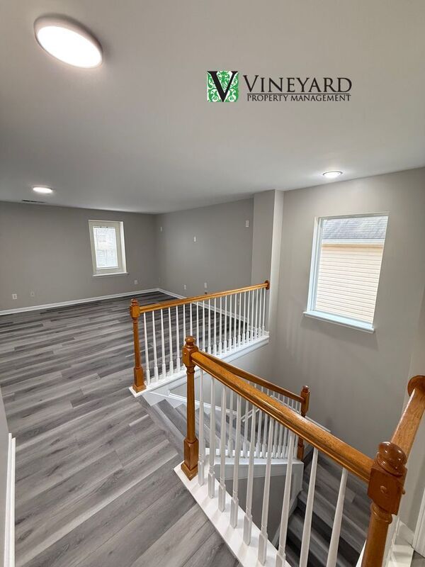 Building Photo - 116 Silver Bow Ln