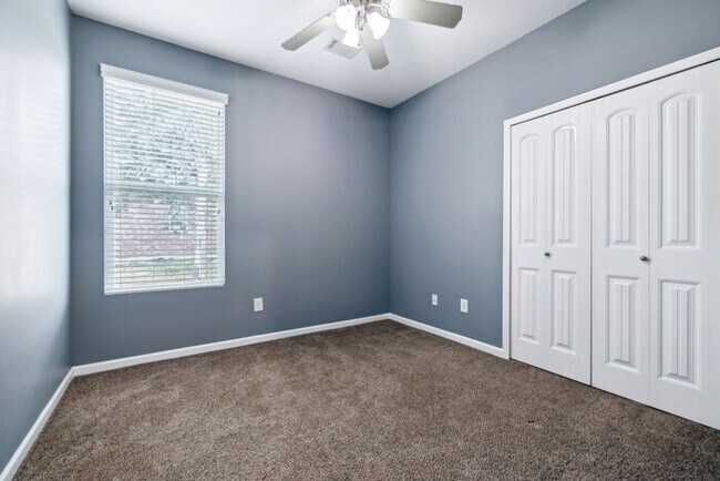 Building Photo - 3 Bedroom 3 Bath Home in Mt Juliet Now Lea...