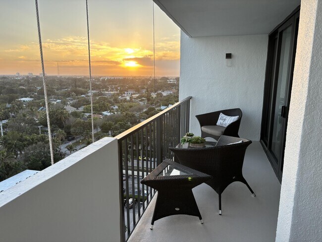 Building Photo - 5600 N Flagler Dr