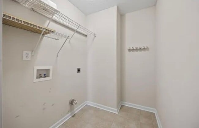 Building Photo - Lexington 3bd/2ba Ranch in Persimmon Grove