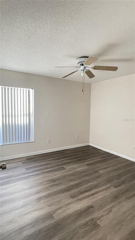 Building Photo - 1365 Epson Oaks Way