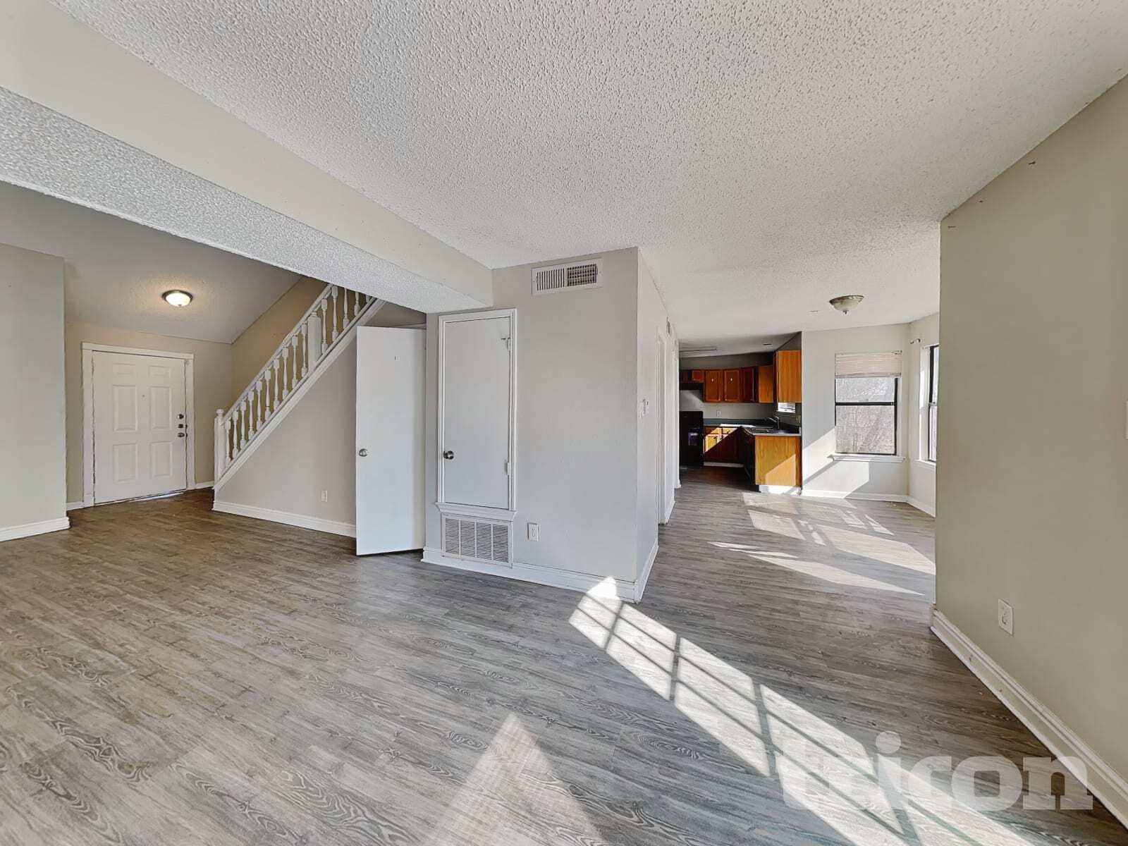 Building Photo - 1506 Briarpath Ln