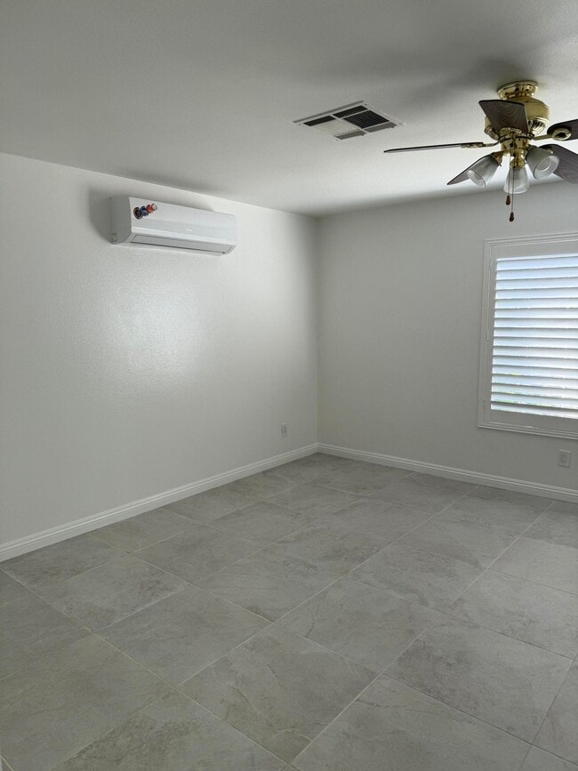 Building Photo - 32790 Aurora Vista Rd