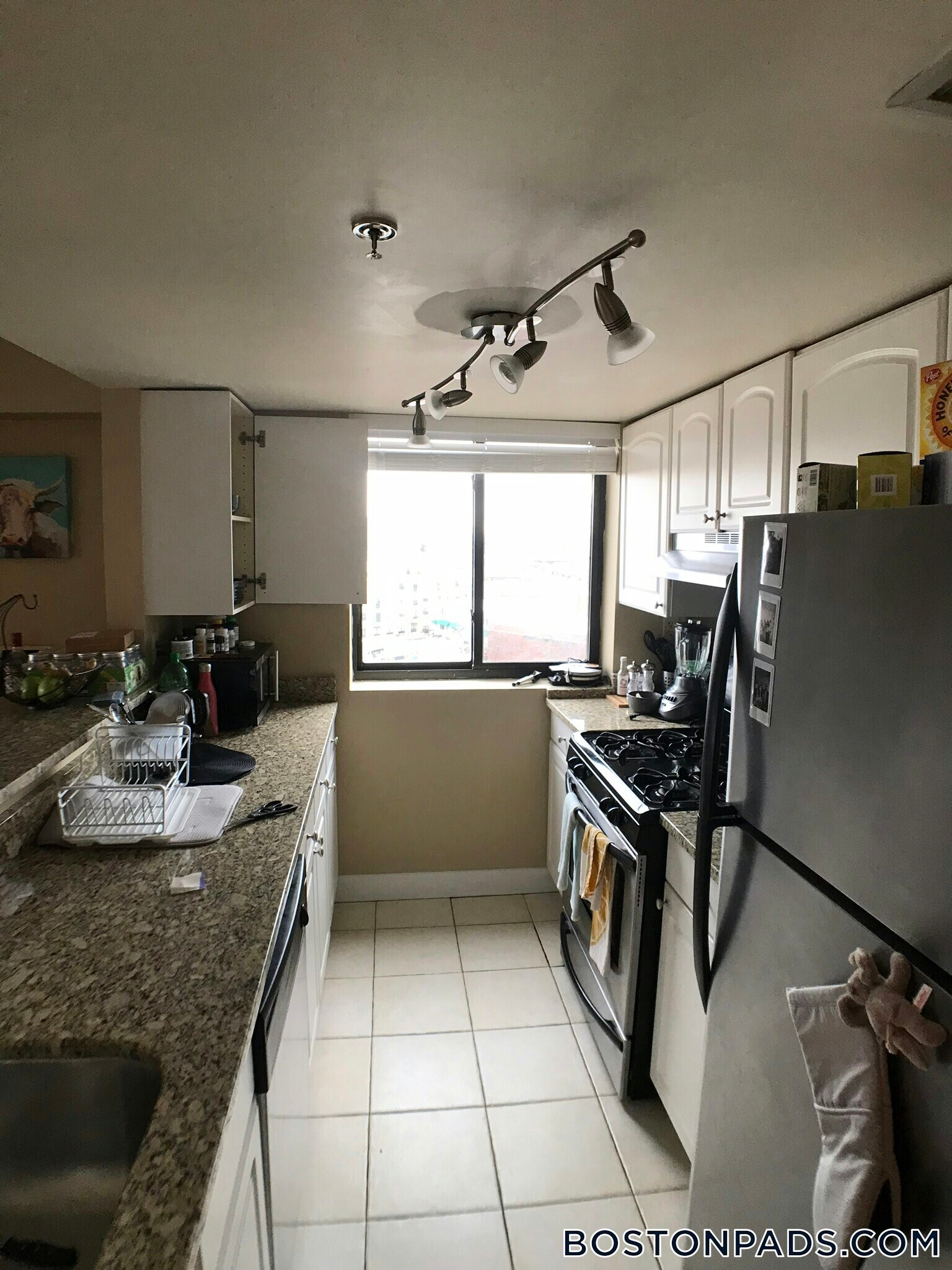 Building Photo - 15 N Beacon St