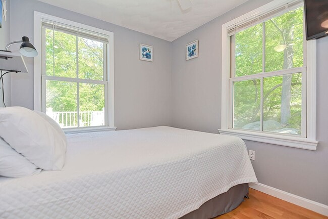 Building Photo - WINTER RENTAL: Joseph's Way