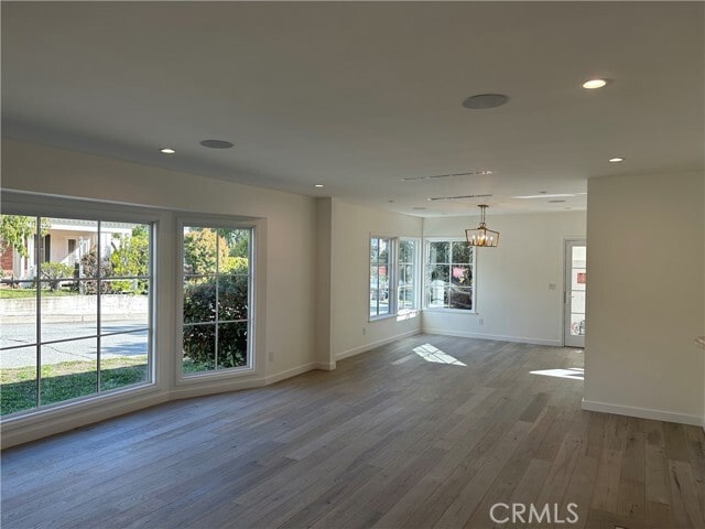 Building Photo - 338 W Kenneth Rd