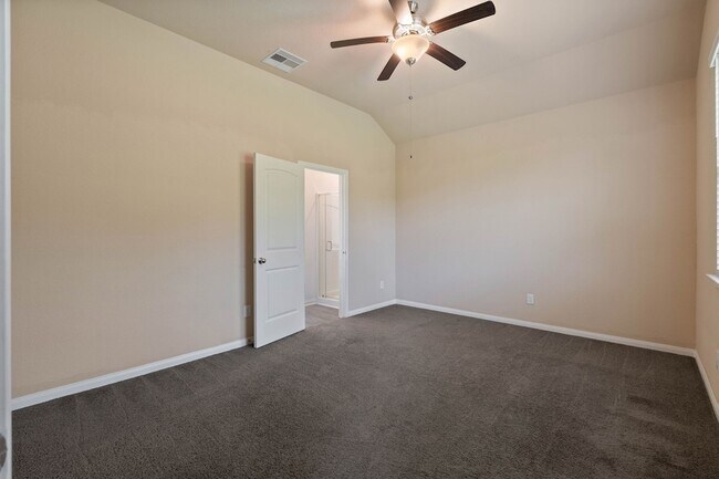 Building Photo - 11053 Patriot Ct