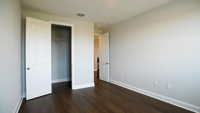 Building Photo - 12182 Eastmoor Dr